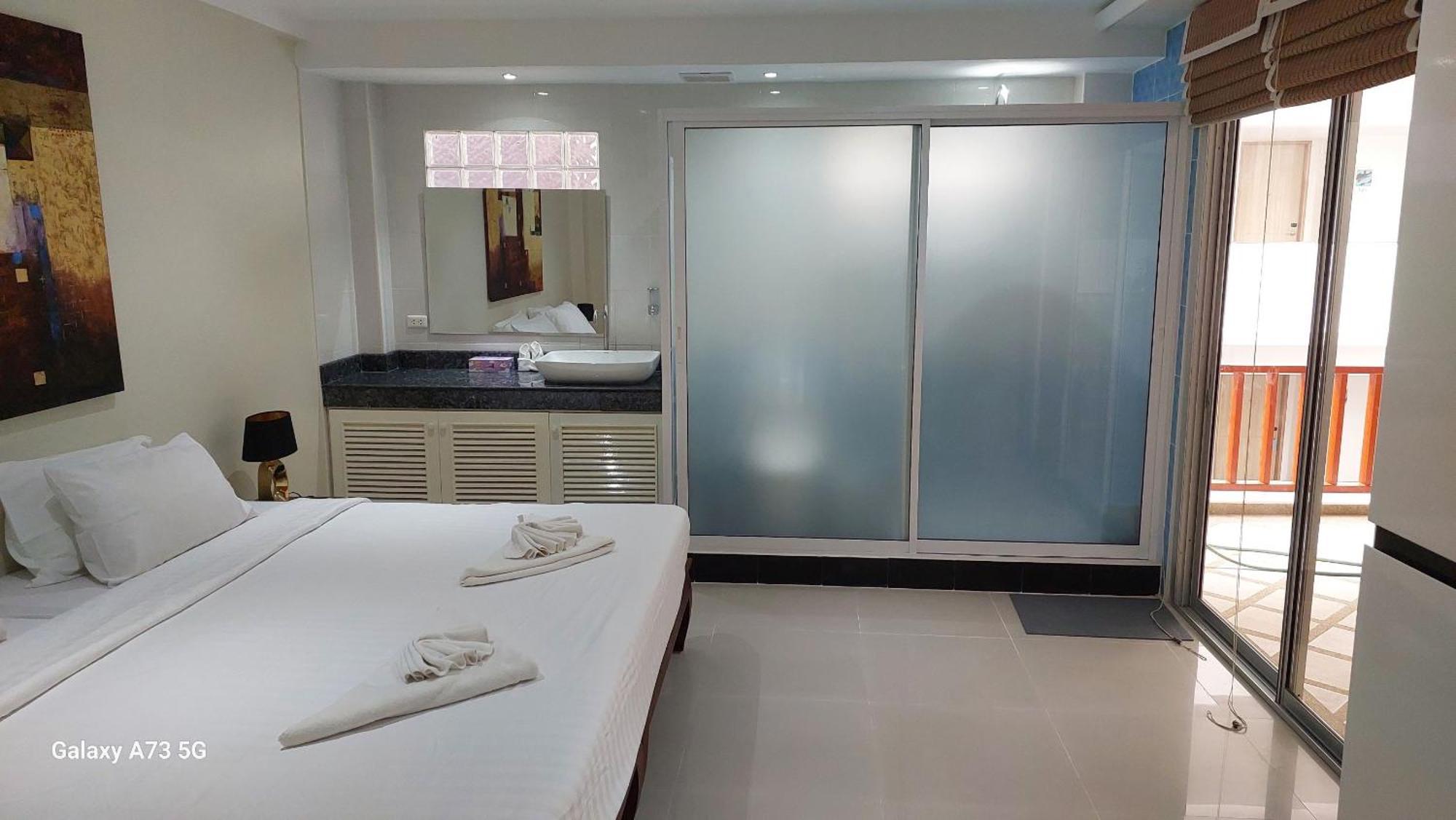 Siam Palm Residence Patong Exterior photo