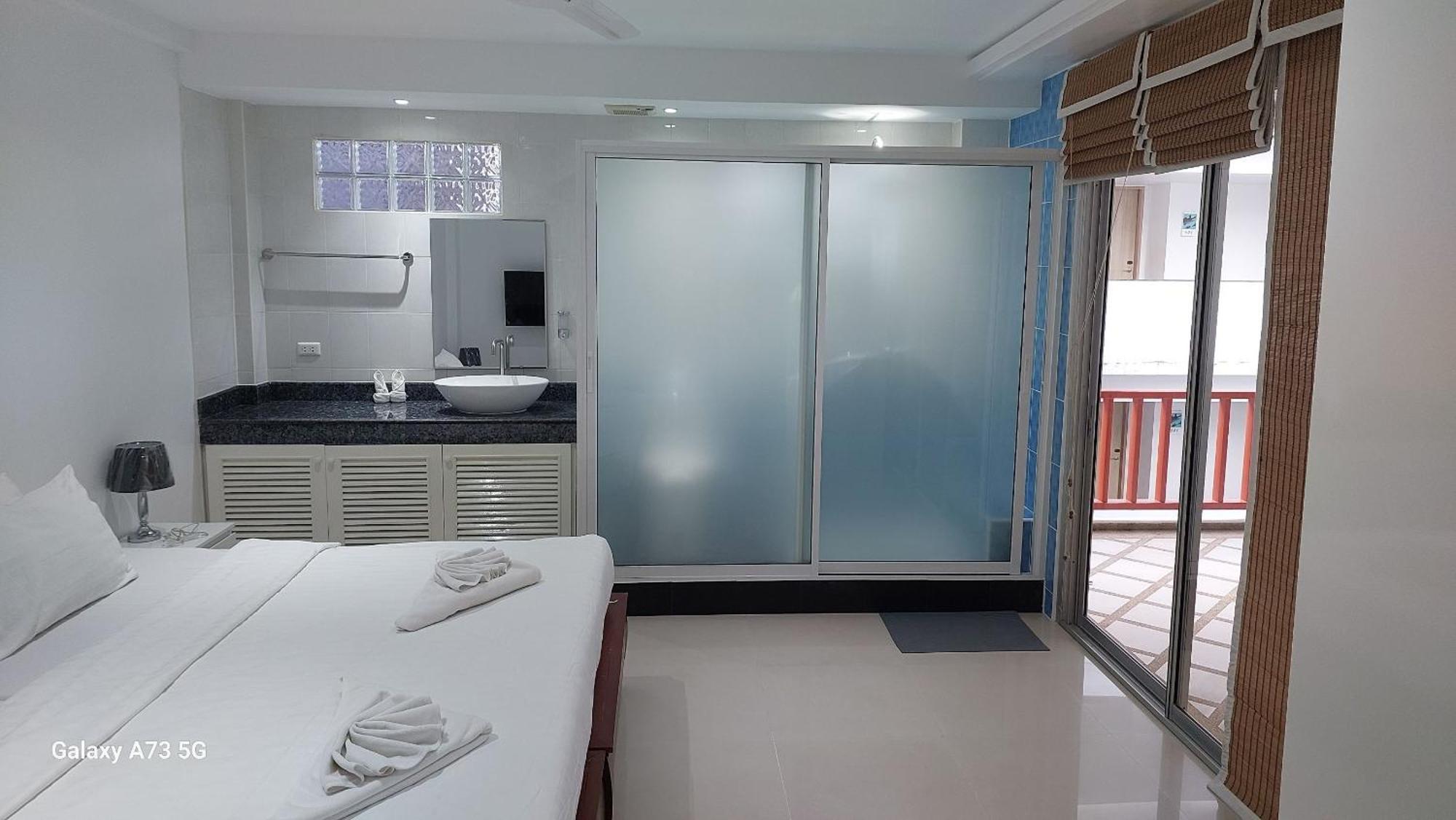 Siam Palm Residence Patong Exterior photo